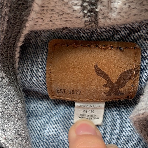 Jean jacket - Picture 2 of 8